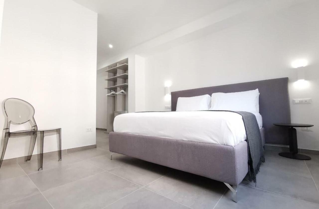 Suitesgaribaldi Cagliari Exterior foto
